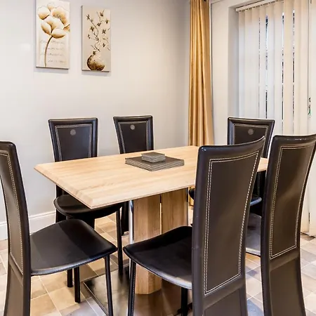 Apartament - Buckingham Court
